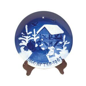 Bing & Grondahl B&G Fuglenes Jul Christmas Plate 1967 Copenhagen Feed the Birds